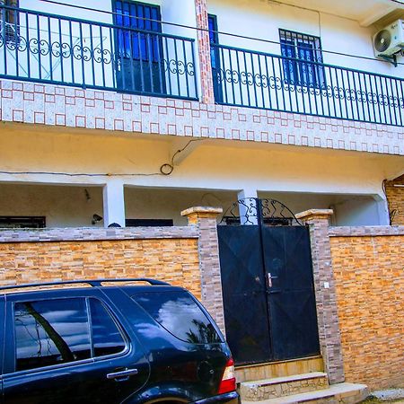 Naiveli-Palm Appartement Meuble Sobre Et Chic Douala Exterior foto
