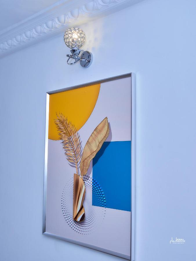 Naiveli-Palm Appartement Meuble Sobre Et Chic Douala Exterior foto